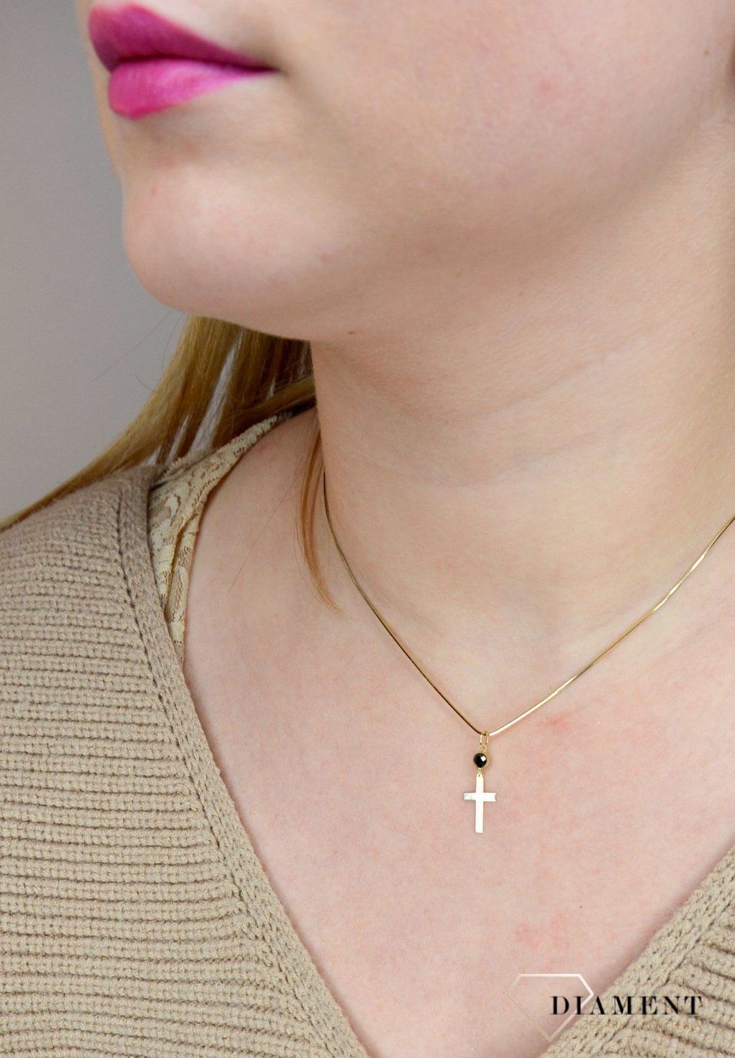 Złota zawieszka 585 krzyżyk cyrkonia ZA 5534 585.jpg